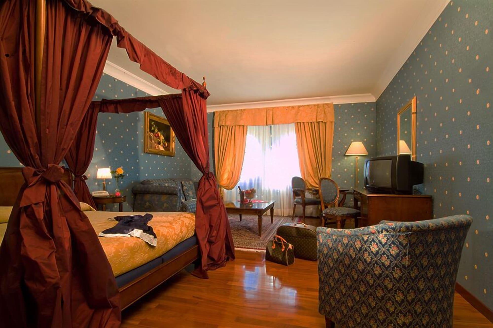 Hotel Bramante Тоди Экстерьер фото