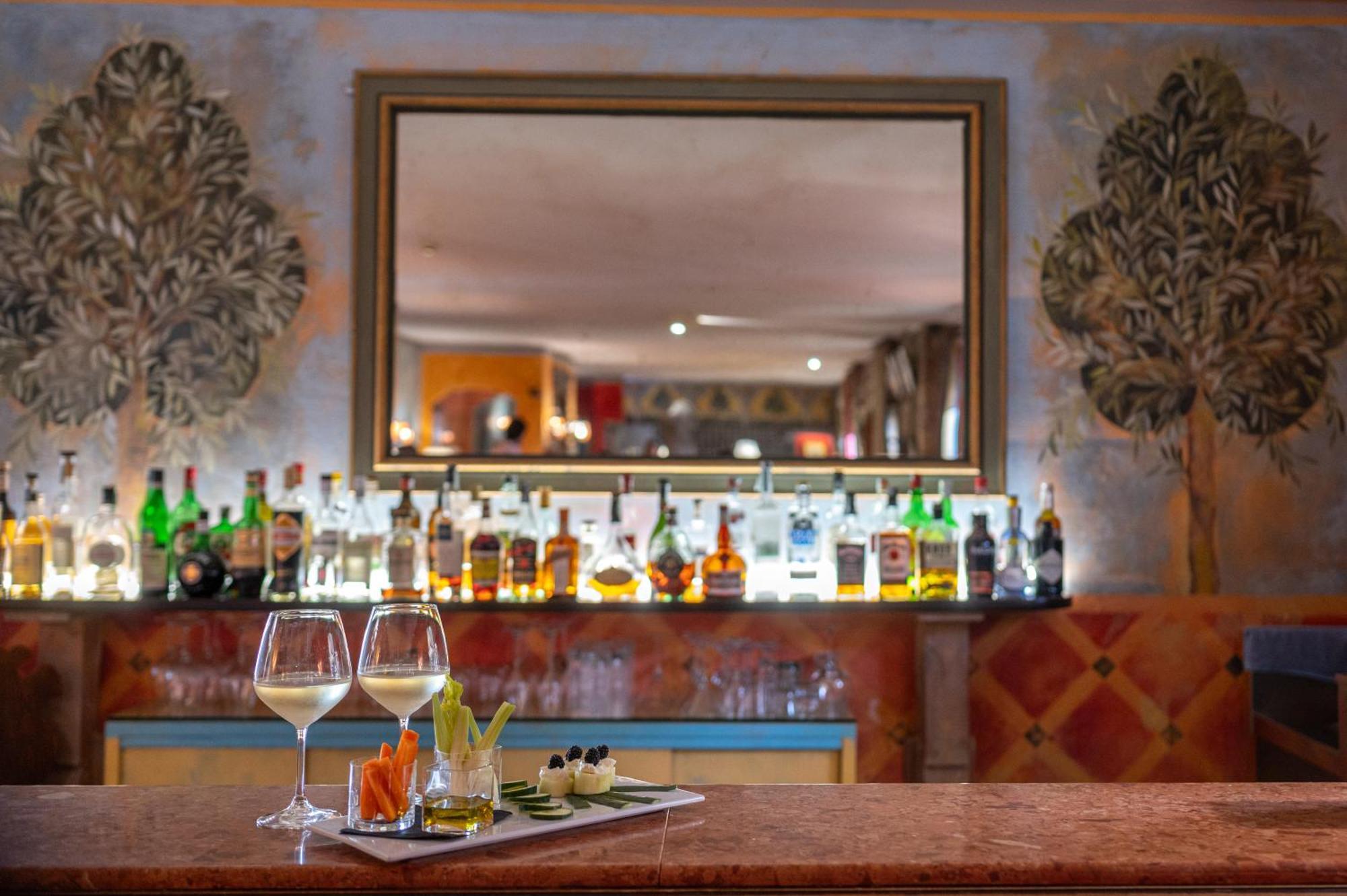 Hotel Bramante Тоди Экстерьер фото