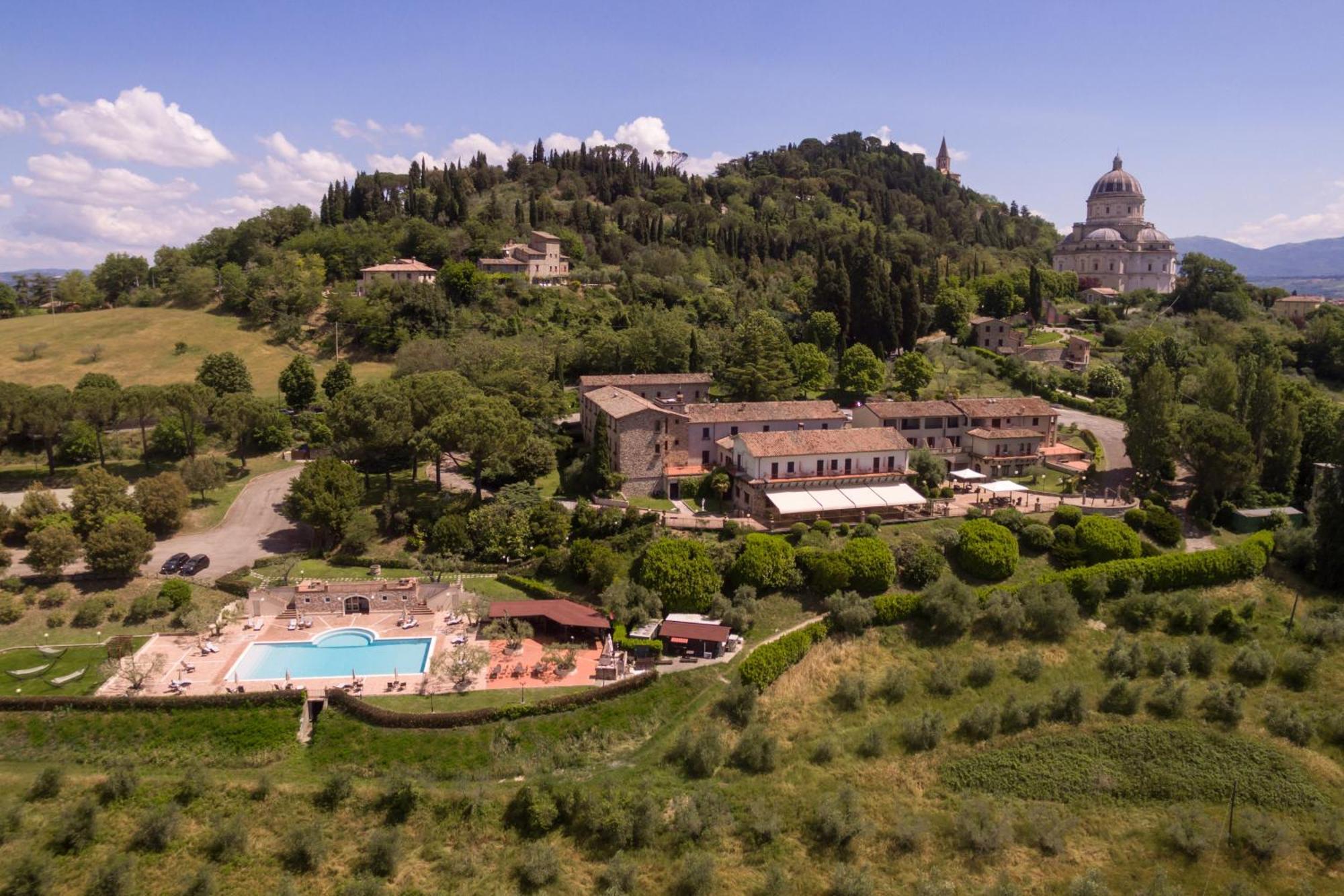Hotel Bramante Тоди Экстерьер фото